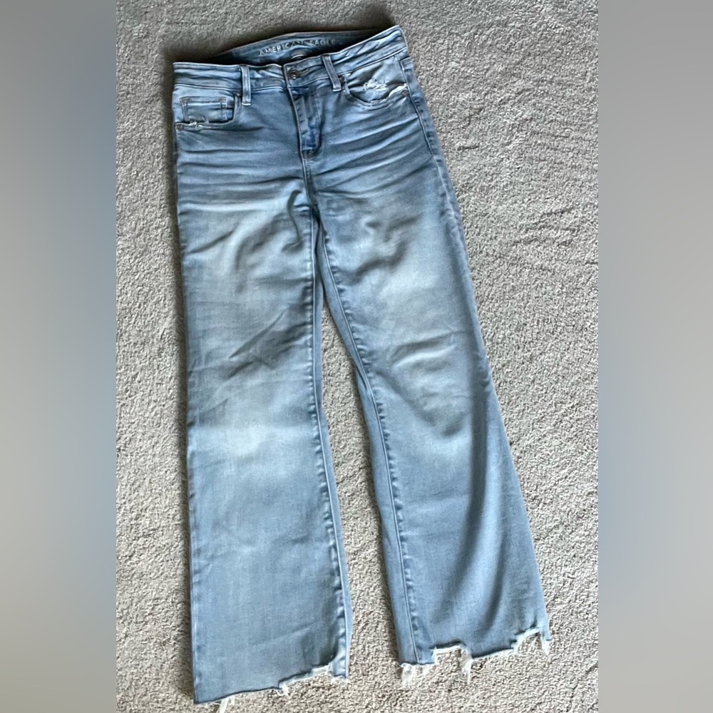 American Eagle Outfitters Light Blue Kick Boot Crop Jeans